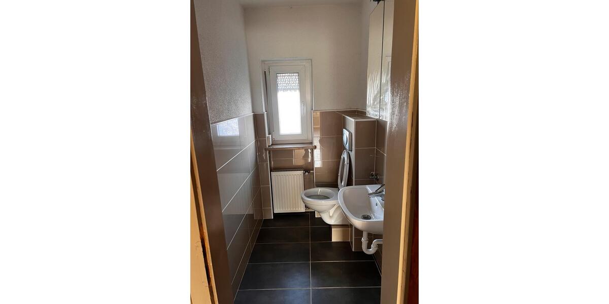 Doppelhaushälfte Gunzenhausen - 4 Zimmer, 100 m&sup2;, 375.000&euro; | Angebot:26512086