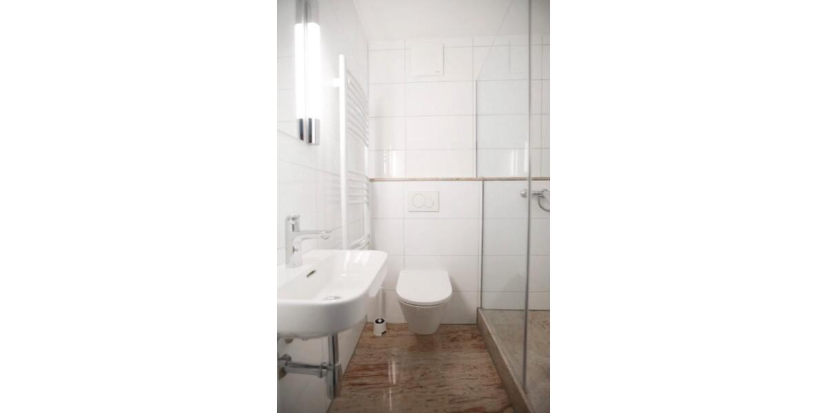 Etagenwohnung Wiesbaden Mainz-Amöneburg - 1 Zimmer, 1 m&sup2;, 450&euro; | Angebot:26040484