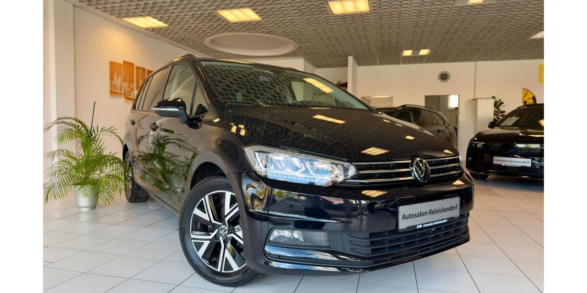 VW Touran 31.136 km 29.980 &euro; Berlin 13403