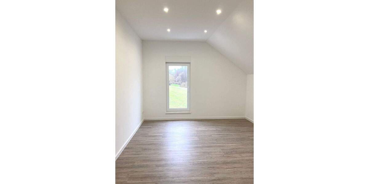Einfamilienhaus Hermsdorf - 4 Zimmer, 123 m&sup2;, 429.000&euro; | Angebot:23966149