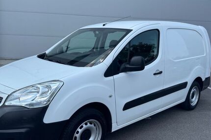 Peugeot Partner 100.000 km 7.900 &euro; Rastatt 76437