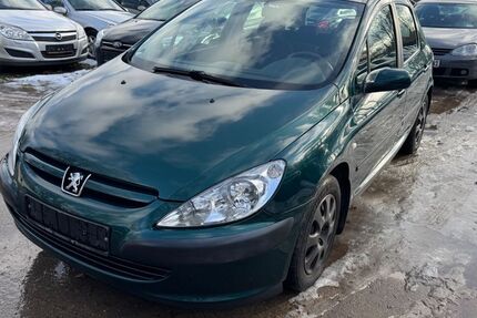 Peugeot 308 122.292 km 2.499 &euro; Chemnitz 09114
