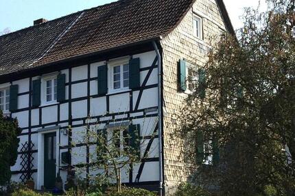 Haus Leichlingen (Rheinland) - 5 Zimmer, 114 m&sup2;, 960&euro; | Angebot:25371522