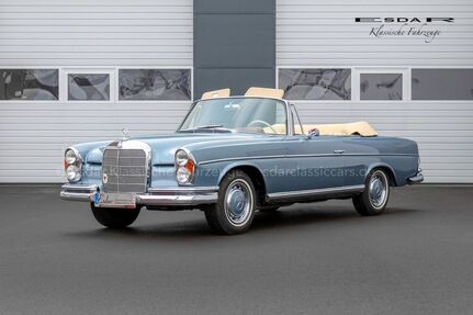 Mercedes 220