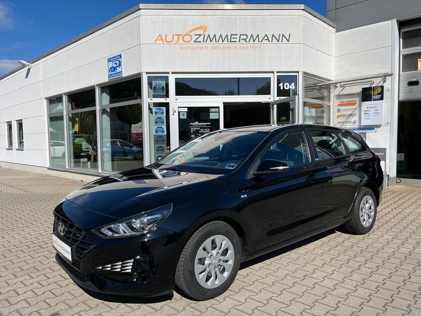 i30