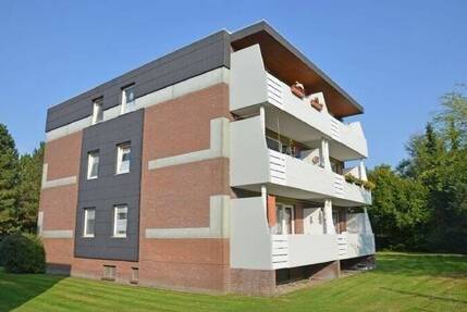 Komplett modernisierte HochparterreWohnung mit Südloggia in Oldenburg- Nadorst nahe Flötenteich