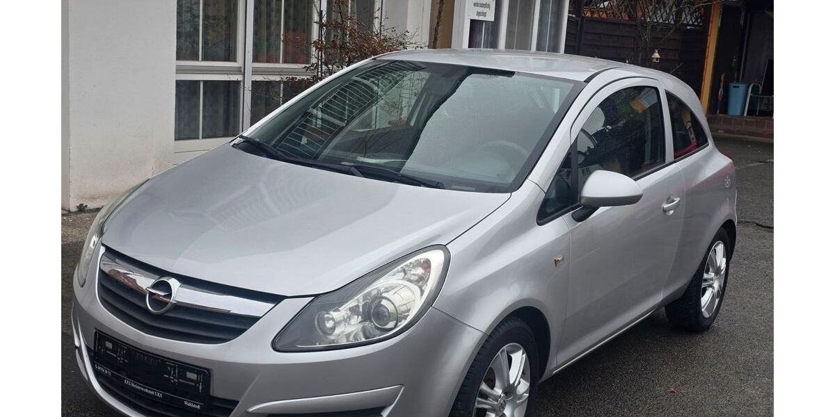 Opel Corsa 83.000 km 4.500 &euro; Coburg 96450