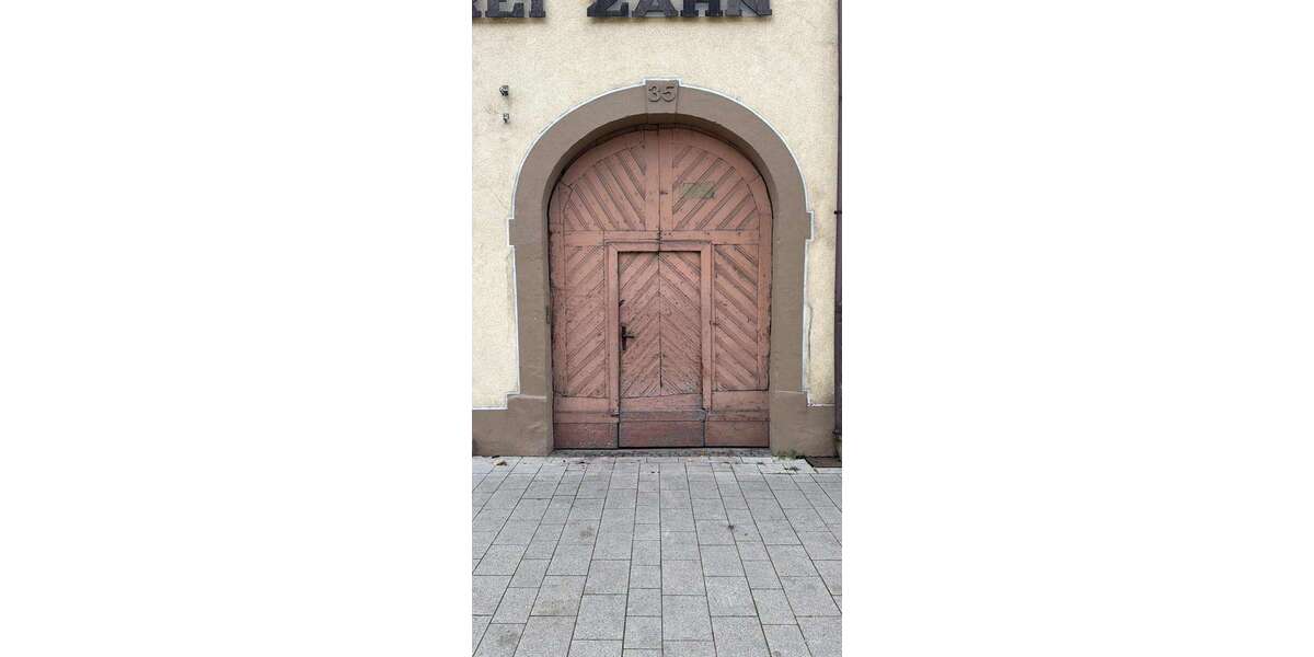 Haus zum Kaufen in Emmendingen 329.000 € 203 m² 7 zimmer