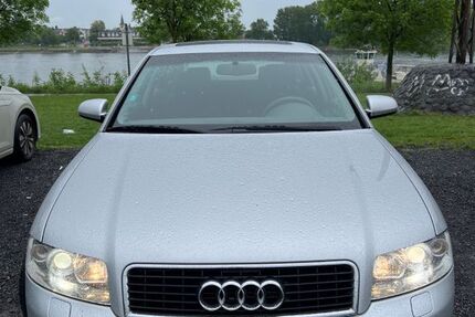 Audi A4 271.991 km 1.950 &euro; Remagen 53424