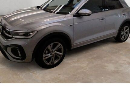 VW T-Roc 5.239 km 34.490 &euro; Potsdam 14482