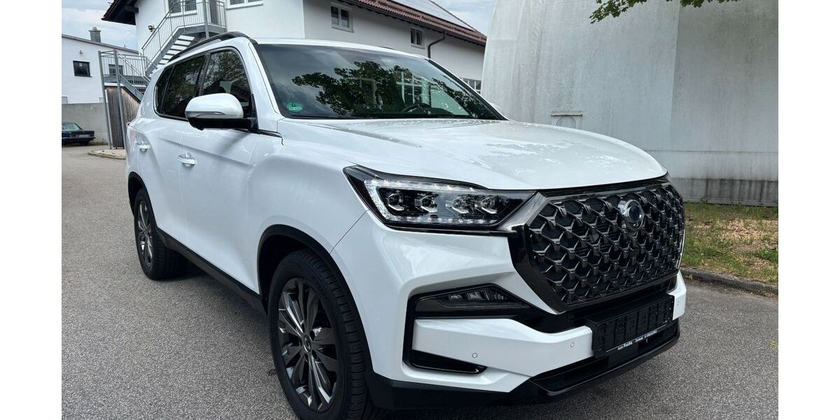 SsangYong REXTON 40.550 km 41.250 &euro; Zwiesel 94227