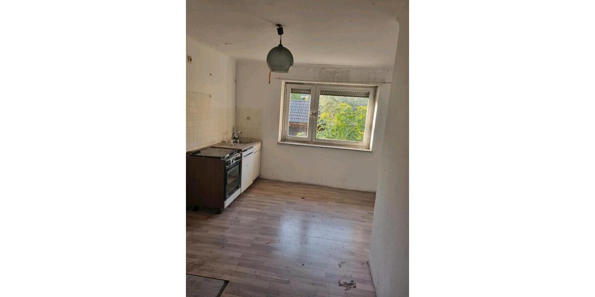 Reihenhaus Wadern - 6 Zimmer, 170 m&sup2;, 145.000&euro; | Angebot:26902796