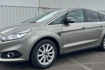 Ford S-Max 243.000 km 5.990 &euro; Berlin 12057