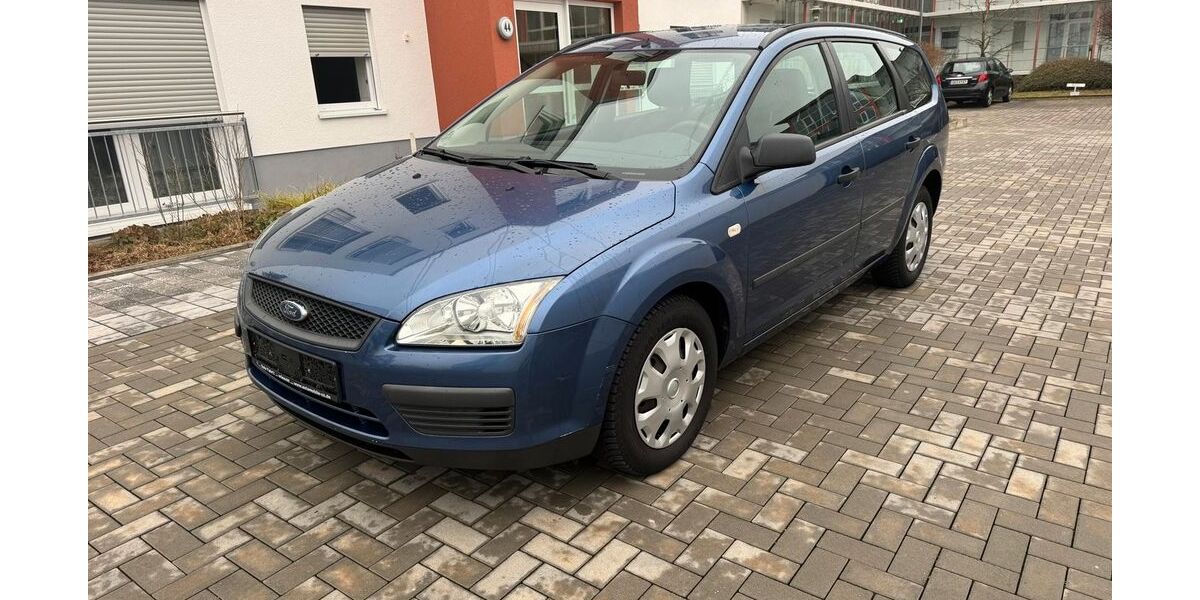 Ford Focus 129.000 km 3.250 &euro; Wiesbaden 65205