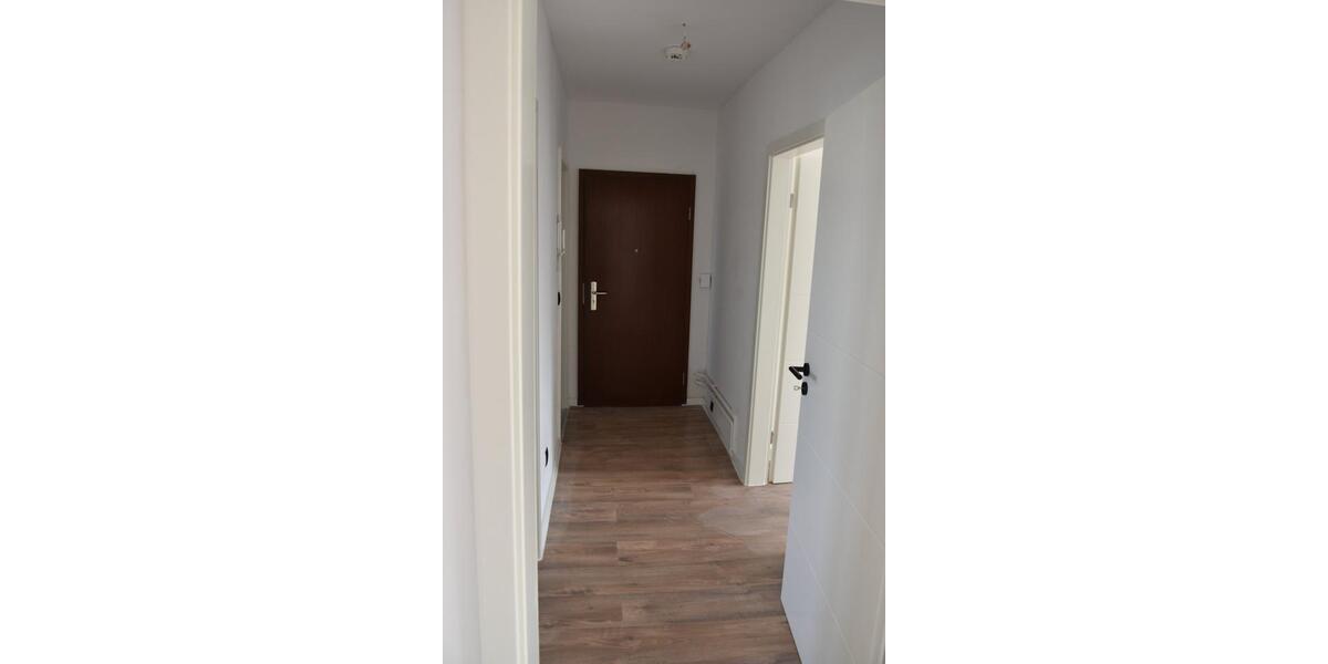 Etagenwohnung Weißenfels - 3 Zimmer, 58 m&sup2;, 60.000&euro; | Angebot:25852460