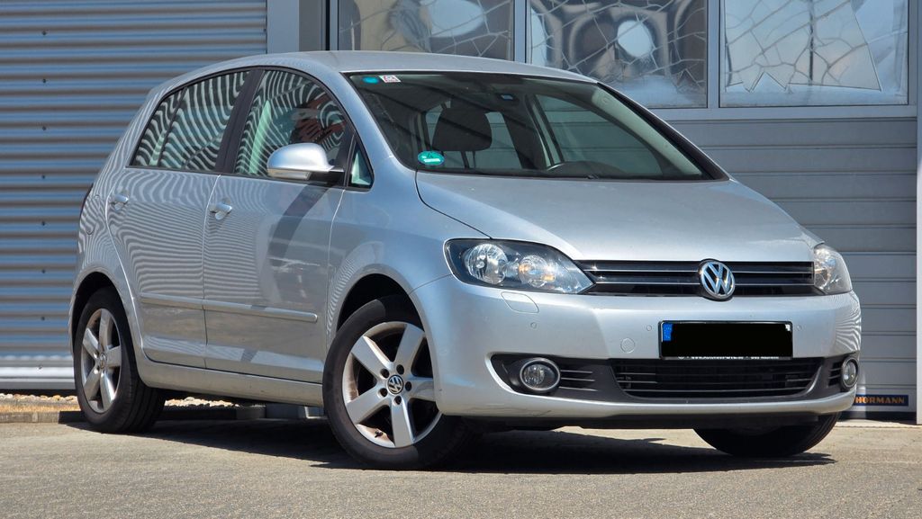 VW Golf 120.000 km 7.480 &euro; Friedrichsdorf (10 Min. nördlich von Frankfurt/M) 61381