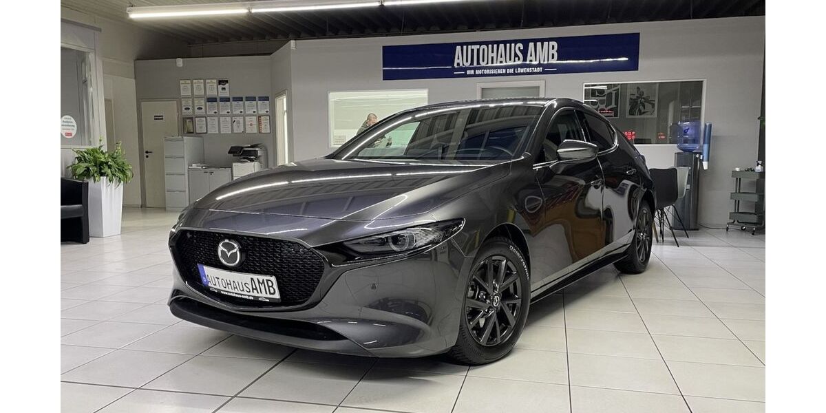 Mazda 3 9.324 km 25.800 &euro; Braunschweig 38122