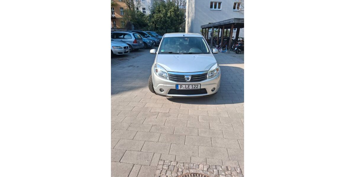 Dacia Sandero 58.000 km 5.000 &euro; Potsdam 14467