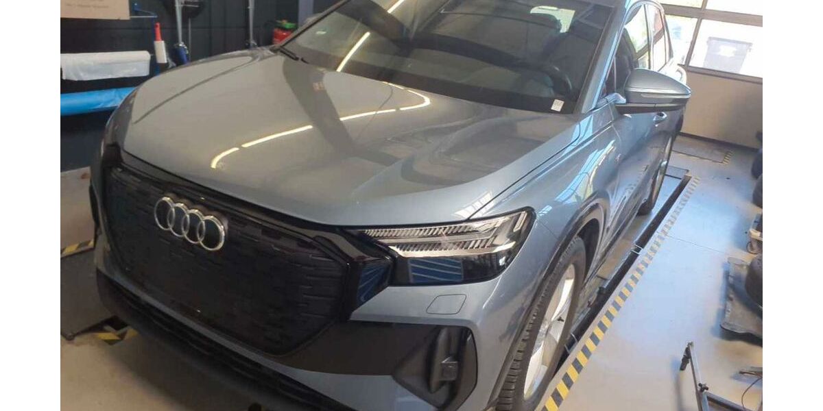 Audi Q4 e-tron 40.099 km 37.930 &euro; Bruckmühl 83052