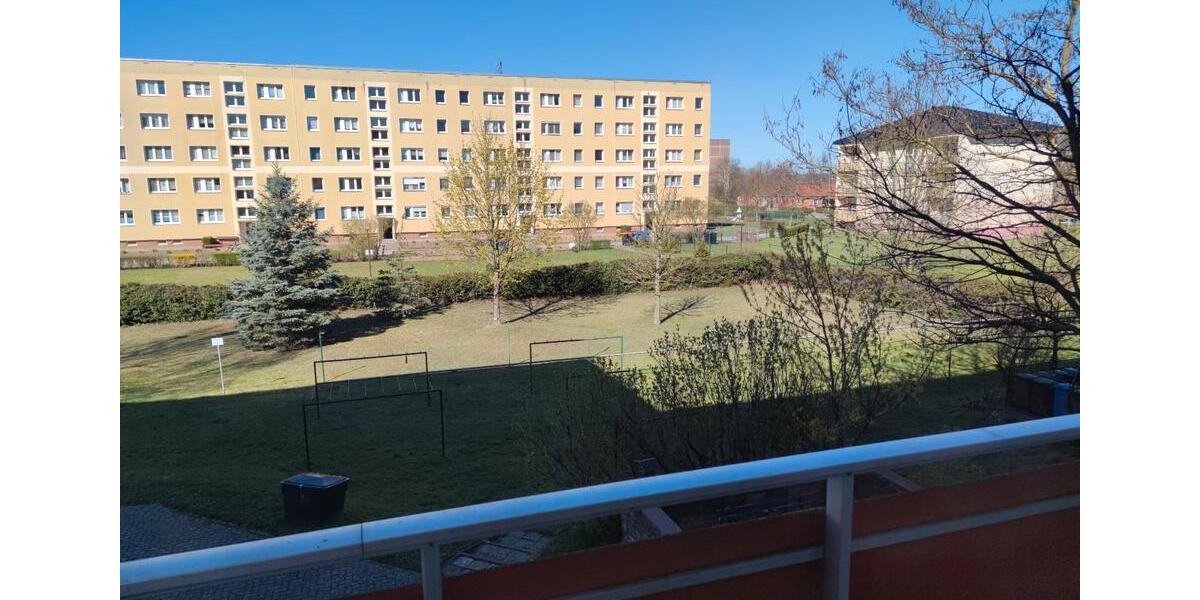 Etagenwohnung Tangerhütte - 3 Zimmer, 54 m&sup2;, 326&euro; | Angebot:26030167