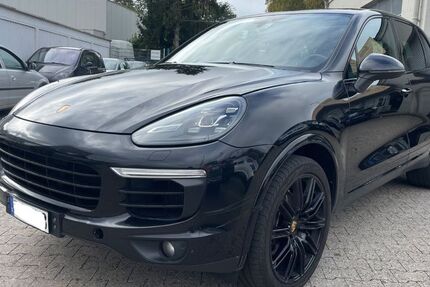 Porsche Cayenne 229.000 km 24.999 € Mönchengladbach 41238