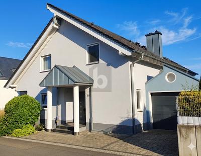 LUXURIÖSES DOMIZIL IN BEGEHRTER LAGE - Einfamilienhaus Hanau Kesselstadt | Angebot:27155681