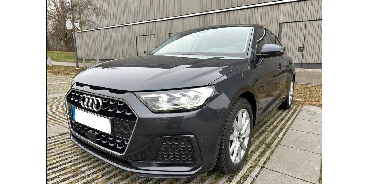 Audi A1 20.500 km 22.950 &euro; Freital 01705