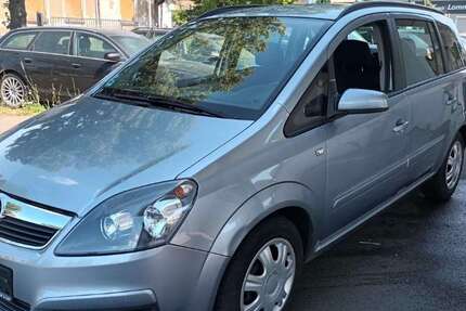 Opel Zafira 190.000 km 2.700 &euro; Dresden 01257