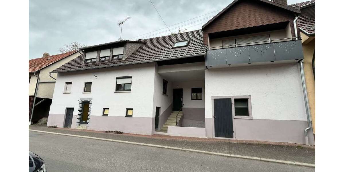 Einfamilienhaus Tauberbischofsheim / Dienstadt Dienstadt - 4 Zimmer, 156 m&sup2;, 98.000&euro; | Angebot:26939993