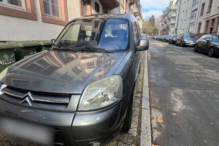 Citroen Berlingo 221.000 km 2.000 € Frankfurt am Main 60318