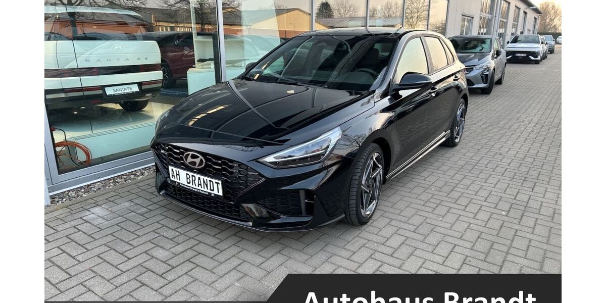 Hyundai i30 14.575 km 23.990 &euro; Rostock 18146