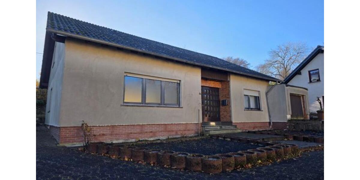 Einfamilienhaus Mehren - 6 Zimmer, 160 m&sup2;, 129.900&euro; | Angebot:23581522