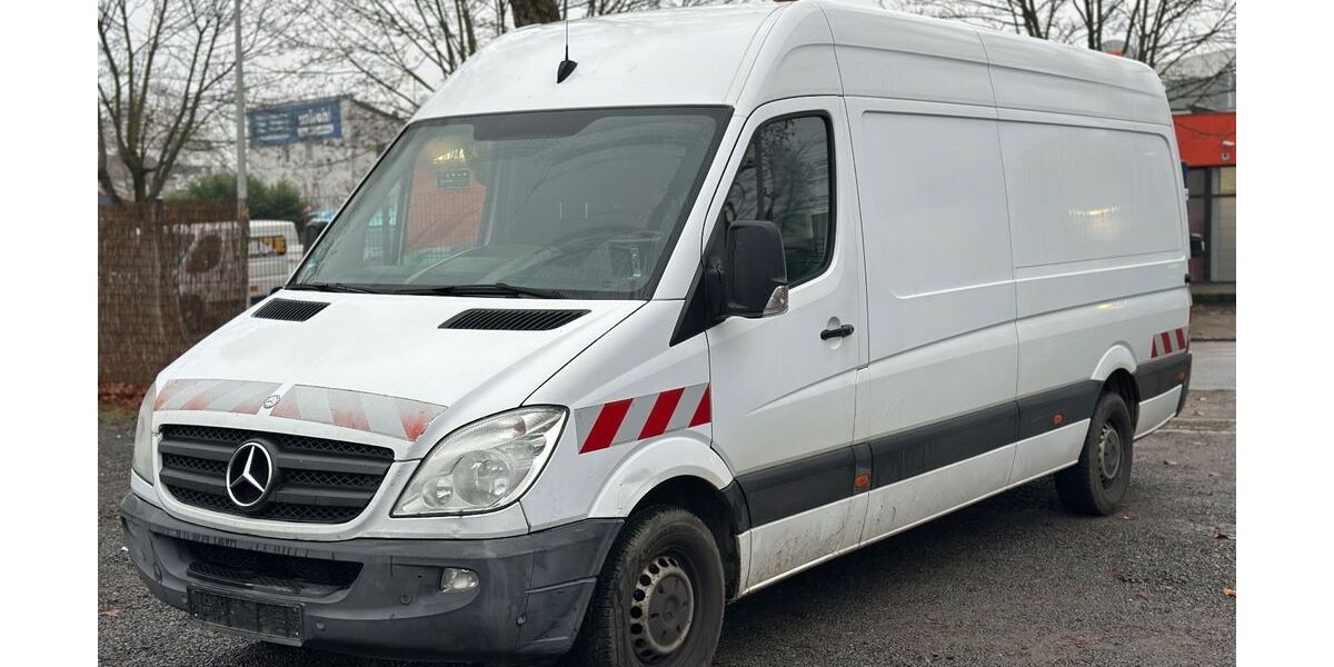 Mercedes-Benz Sprinter 180.000 km 10.490 &euro; Darmstadt 64293