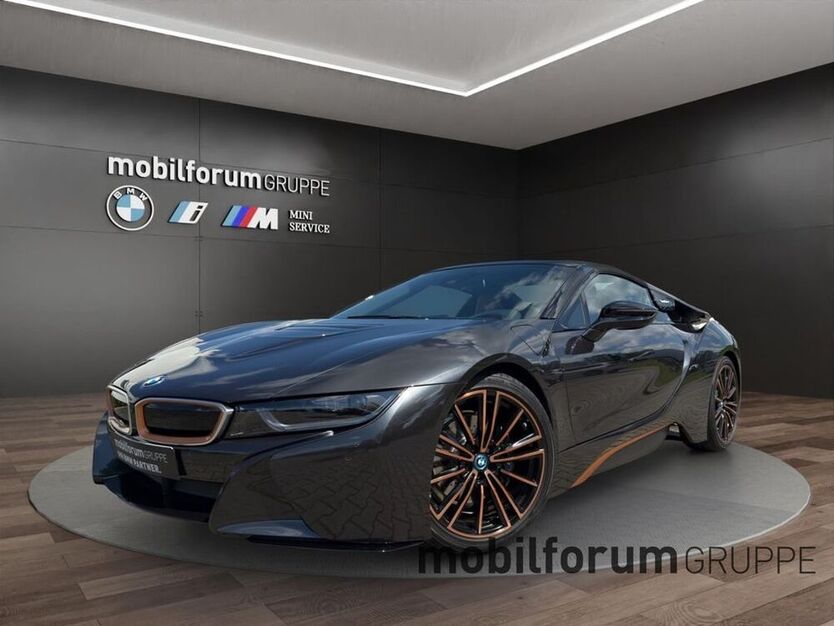 i8