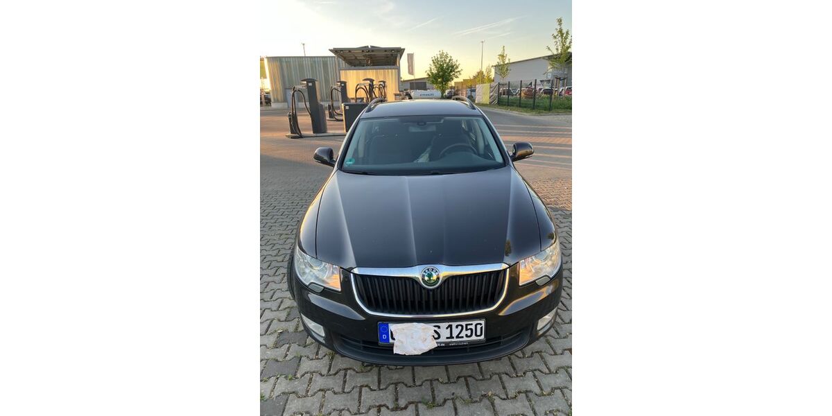 Skoda Superb 266.000 km 4.950 &euro; Friesenheim 77948