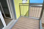 Erstbezug nach Renovierung - 3 ZW im 1. OG mit Balkon zum Innenhof, modernes Tageslichtbad mit Badewanne - ab sofort bezugsbereit