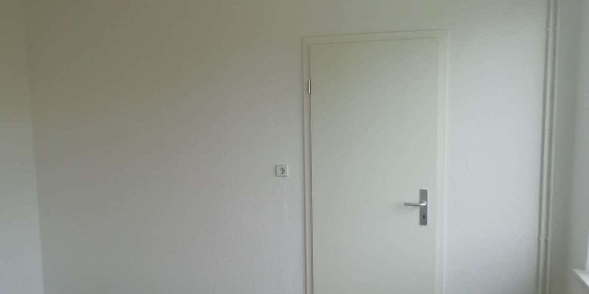 2 Zimmer Wohnung mit Einbauküche und Garage optional! - Hochparterre Galenbeck Sandhagen | Angebot:19552806