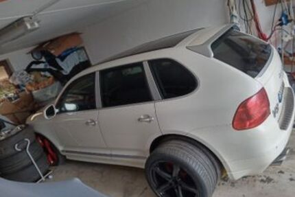Porsche Cayenne 230.000 km 13.900 € Paunzhausen 85307