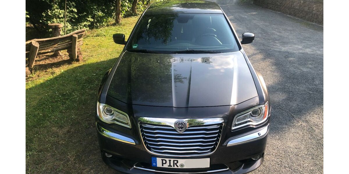 Lancia Thema 130.000 km 11.950 € Müglitztal 01809