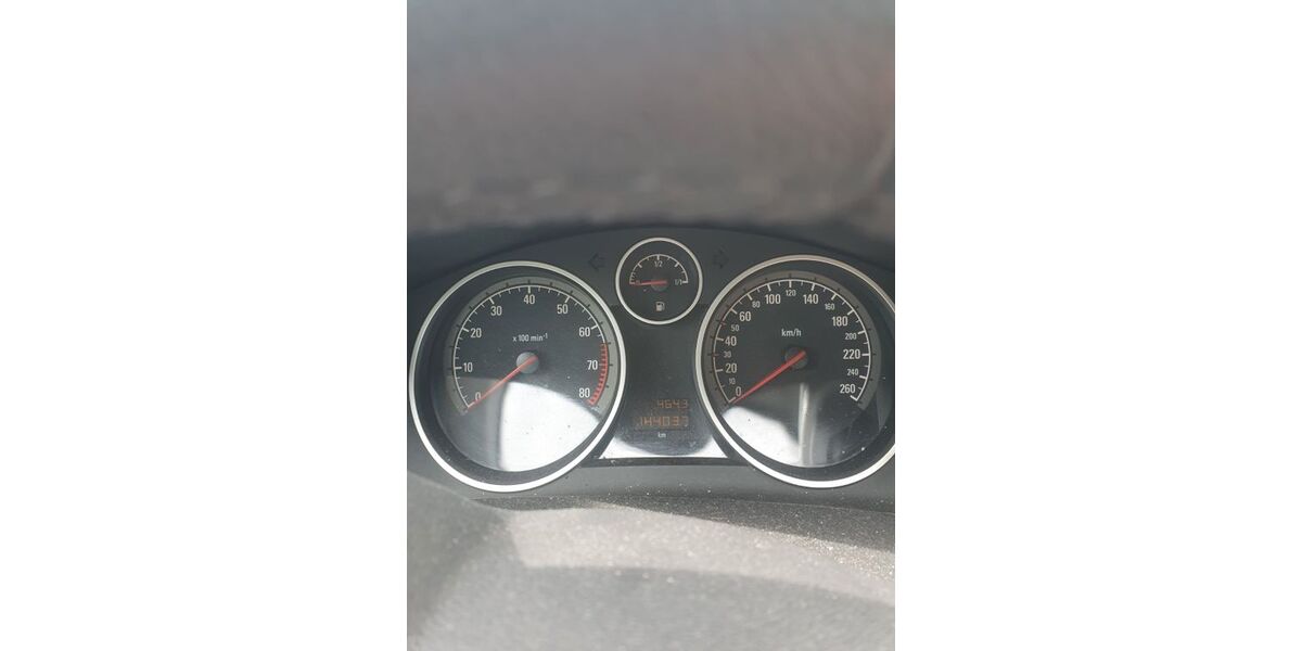 Opel Astra 145.000 km 1.899 &euro; Kehl 77694