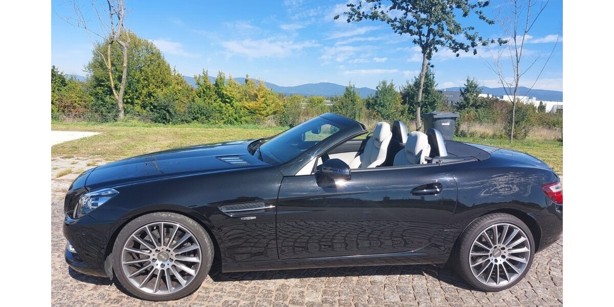 Mercedes-Benz SLK 69.000 km 23.500 &euro; München 80313
