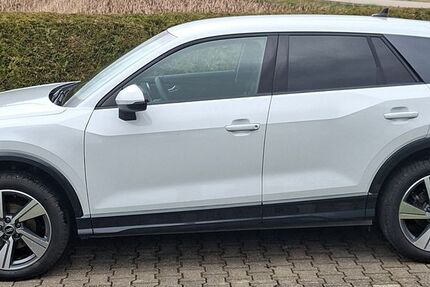 Audi Q2 15.000 km 28.900 &euro; adlkofen 84166