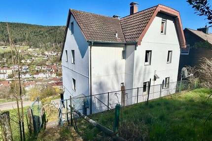 Haus Schramberg - 6 Zimmer, 136 m&sup2;, 149.000&euro; | Angebot:26377834