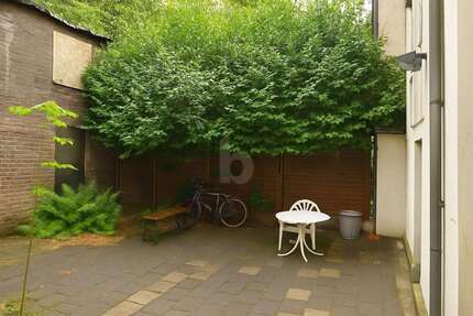 Haus Duisburg Laar - 13 Zimmer, 308 m&sup2;, 420.000&euro; | Angebot:26847165