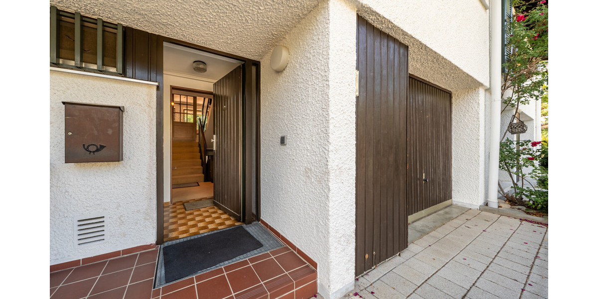 Splitlevel-Reihenhaus mit Westausrichtung in Unterhaching - Reihenmittelhaus Unterhaching | Angebot:26964096