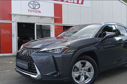 Lexus UX 35.970 km 26.980 &euro; Berlin 13403