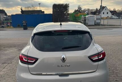 Renault Clio 126.310 km 9.700 &euro; Bünde 32257