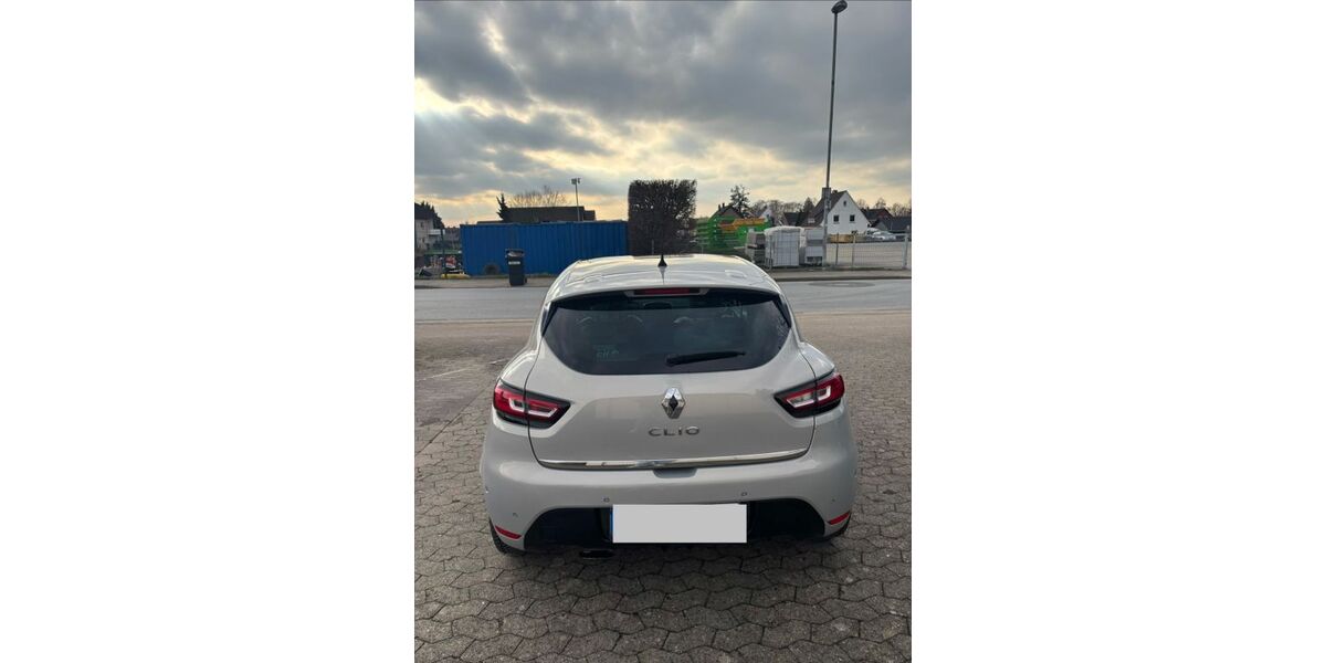 Renault Clio 126.310 km 9.700 &euro; Bünde 32257