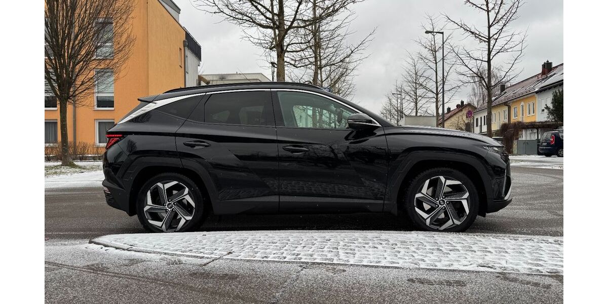 Hyundai TUCSON 149.000 km 28.500 &euro; München 80997