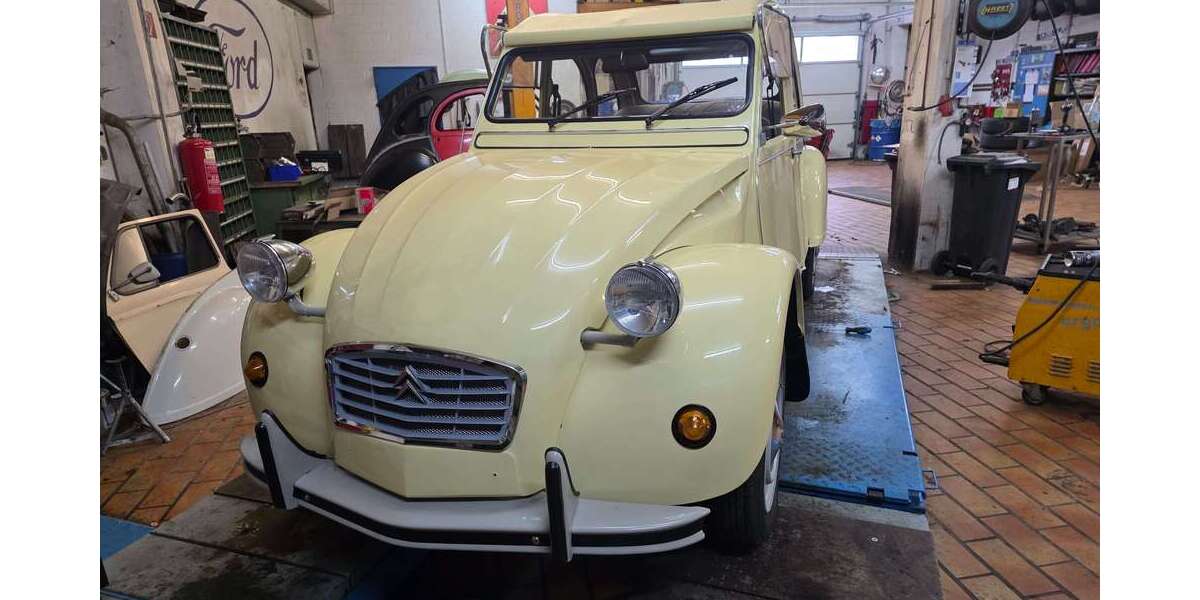 Citroen 2CV 99.999 km 22.500 &euro; Roetgen 52159